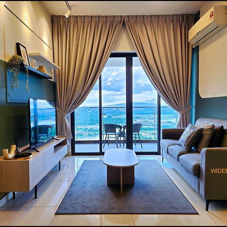 Country Garden Danga Bay By Widebed Jb Hotel Johor Bahru Bagian luar foto